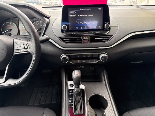Certified 2025 Nissan Altima 2.5 S FWD image 18