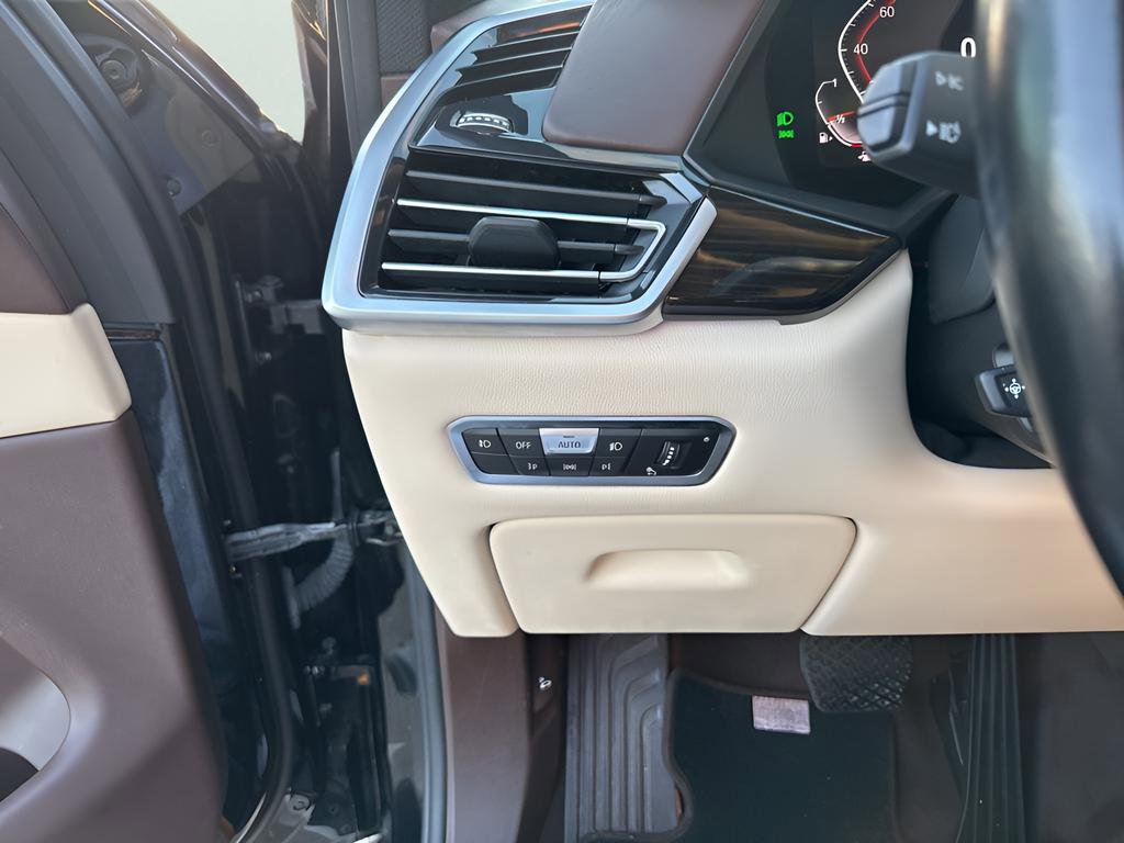 Used 2019 BMW X5 xDrive40i w/ Convenience Package image 25