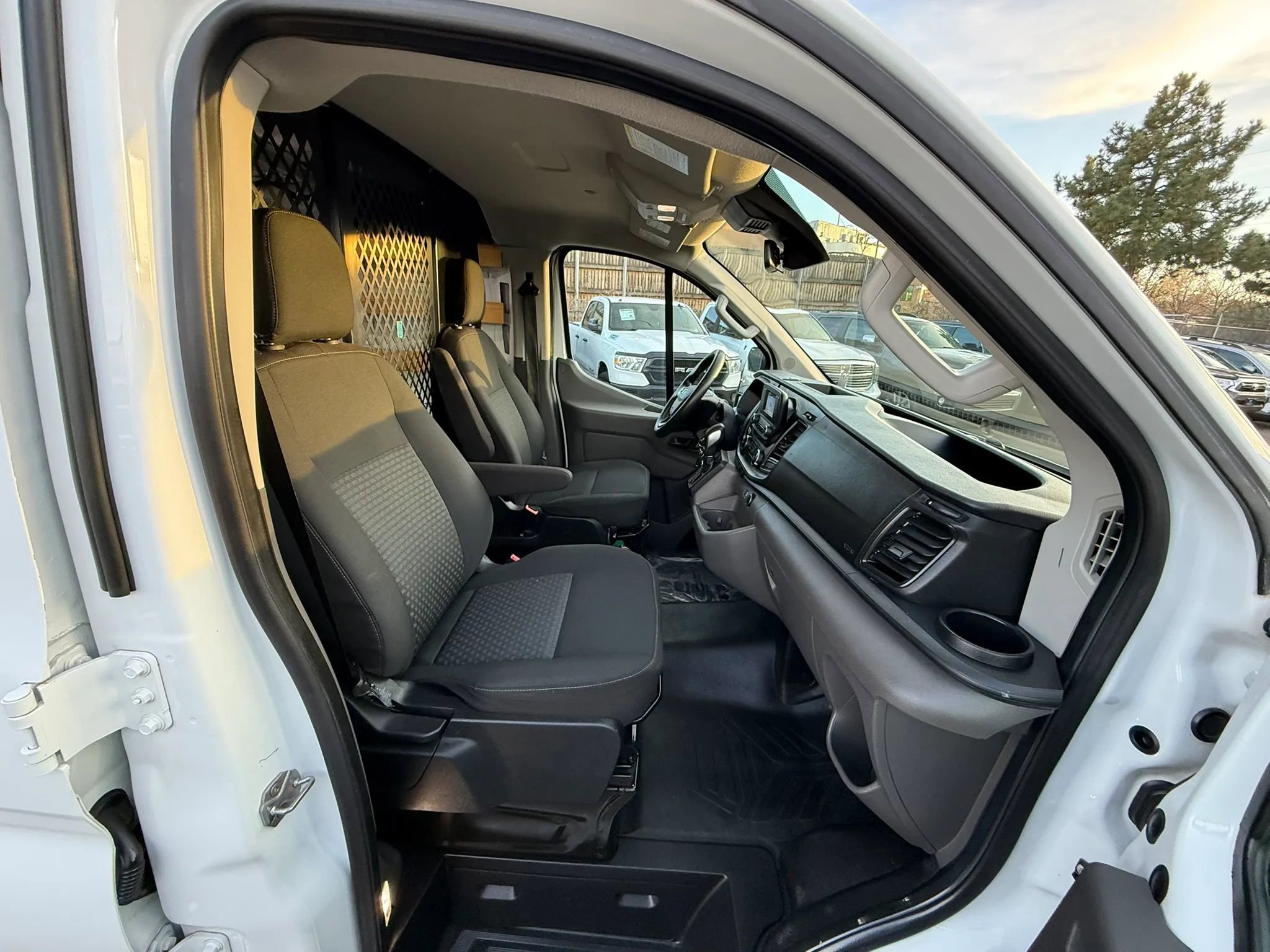 Used 2021 Ford Transit 250 Low Roof w/ Exterior Upgrade Package image 25