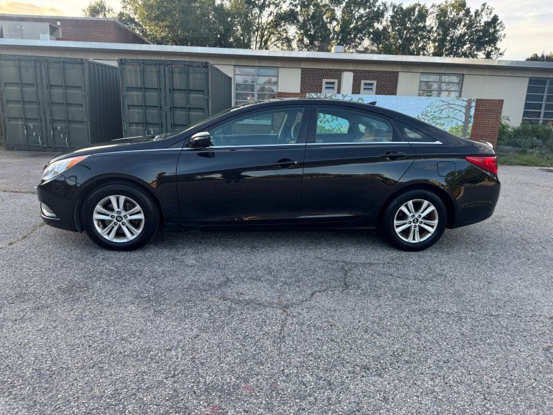 Used 2013 Hyundai Sonata GLS w/ Popular Equipment Pkg