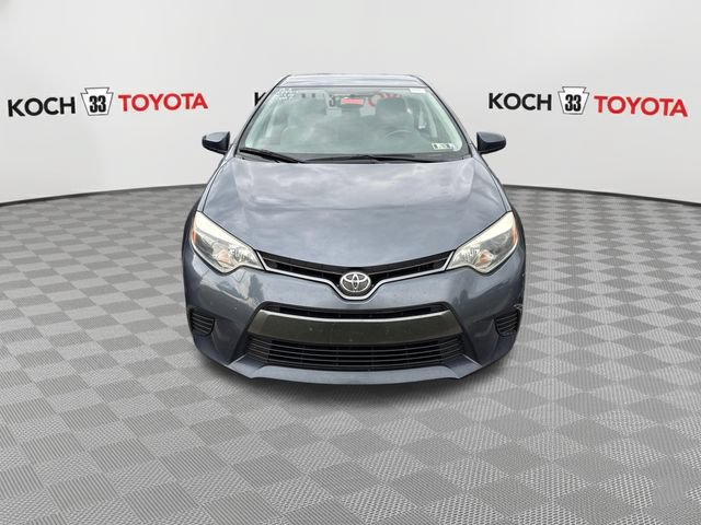 Used 2015 Toyota Corolla LE FWD image 2
