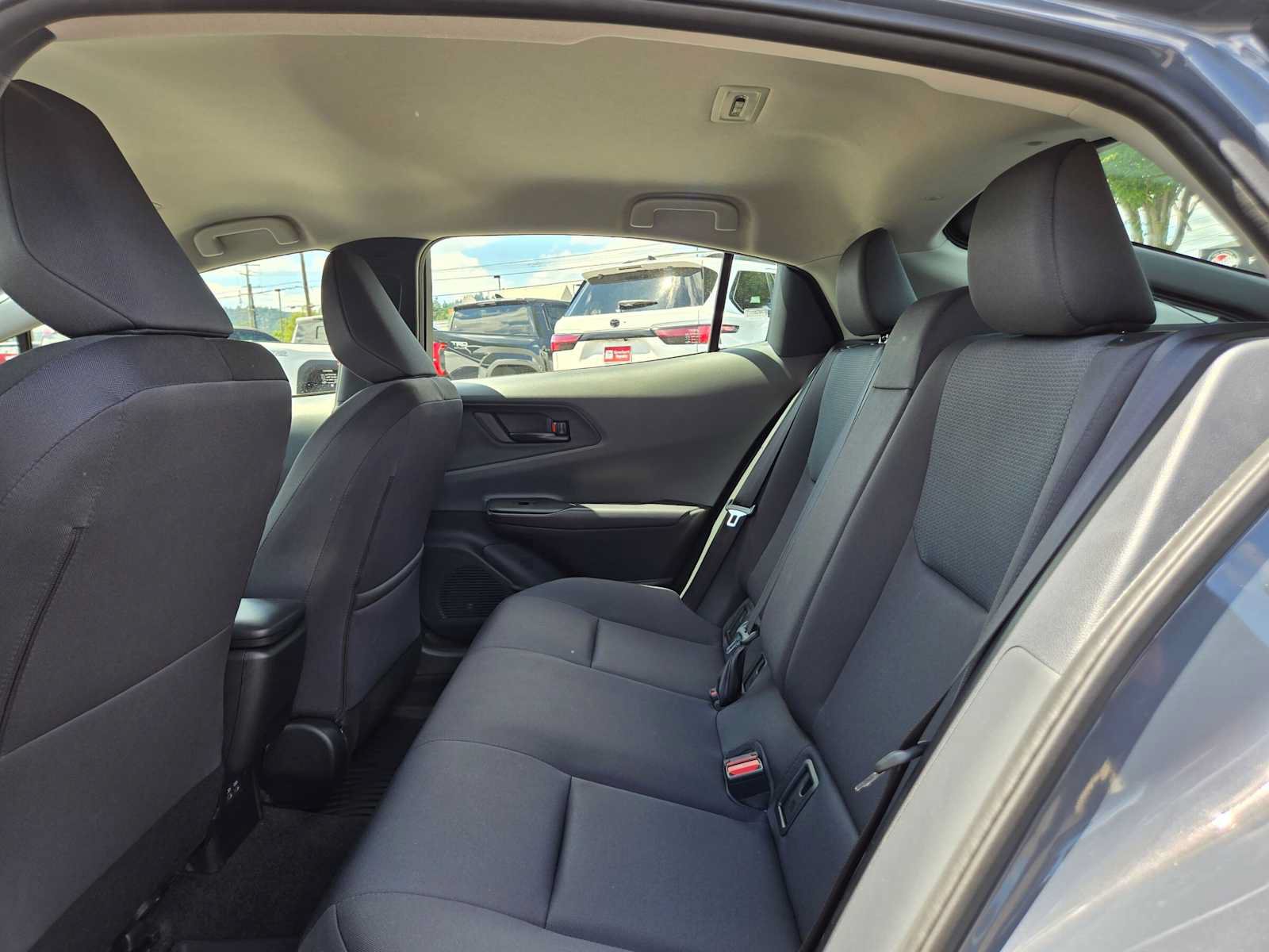 Certified 2024 Toyota Prius LE AWD/4WD image 17
