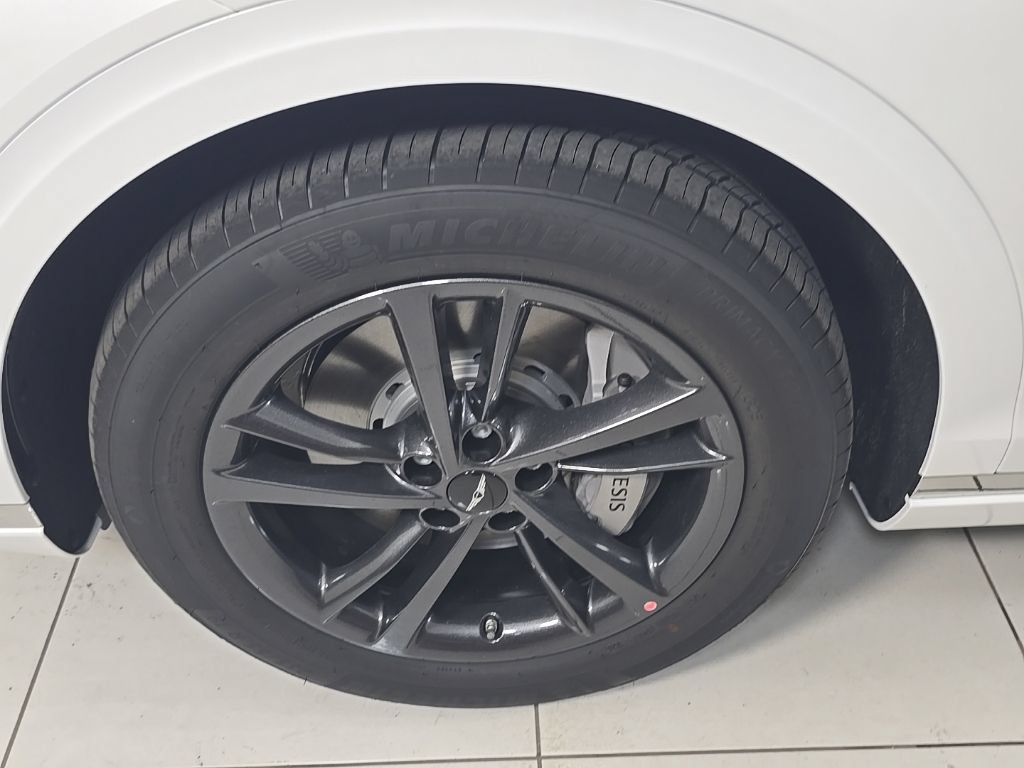 New 2027 Genesis GV70 2.5T Select AWD/4WD image 9