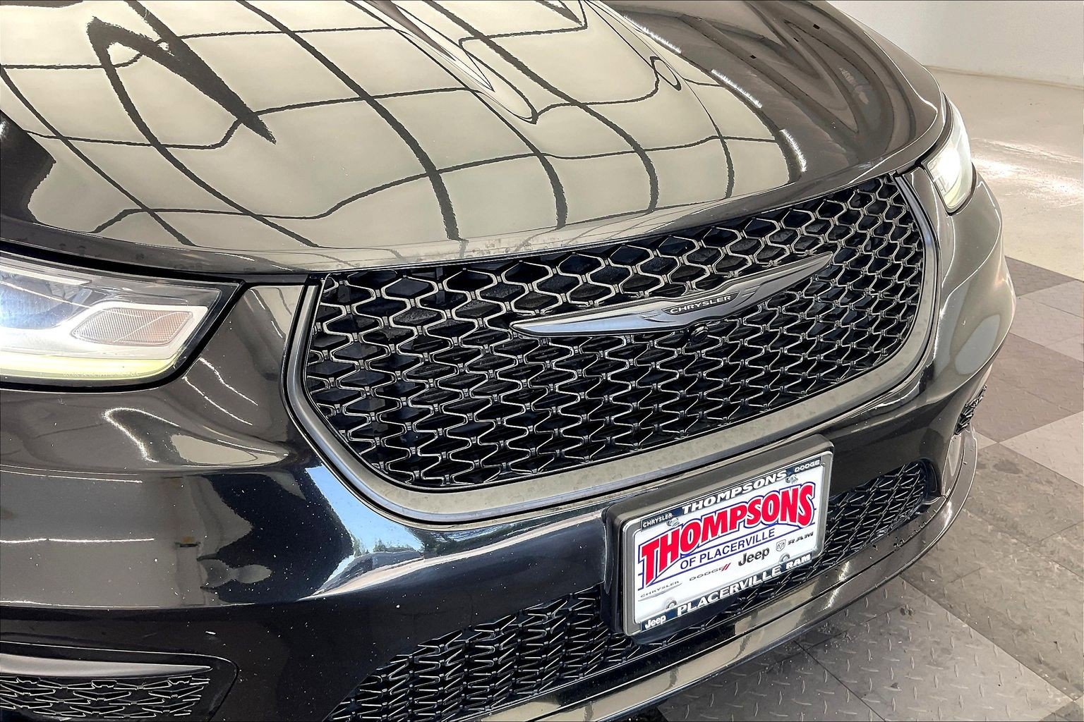 Used 2021 Chrysler Pacifica Touring-L w/ S Appearance Package FWD image 30