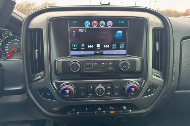 Used 2018 Chevrolet Silverado 2500 LTZ w/ Duramax Plus Package image 23