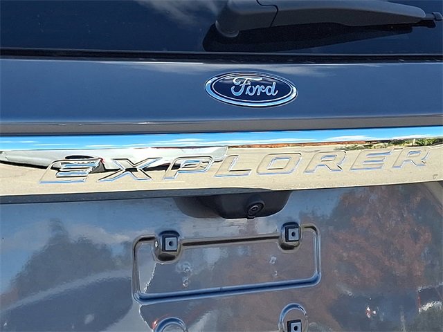 Used 2022 Ford Explorer XLT w/ Class IV Trailer Tow Package image 32