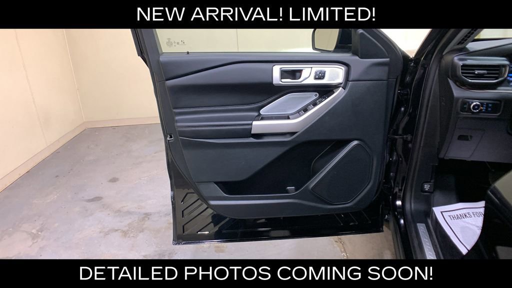 Used 2023 Ford Explorer Limited w/ Limited Technology Package AWD/4WD image 32