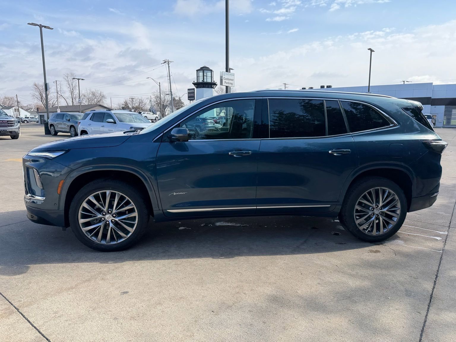 New 2026 Buick Enclave Avenir w/ Super Cruise Package image 8
