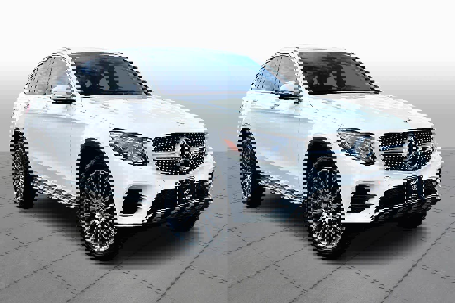 Used 2018 Mercedes-Benz GLC 300 4MATIC Coupe image 3