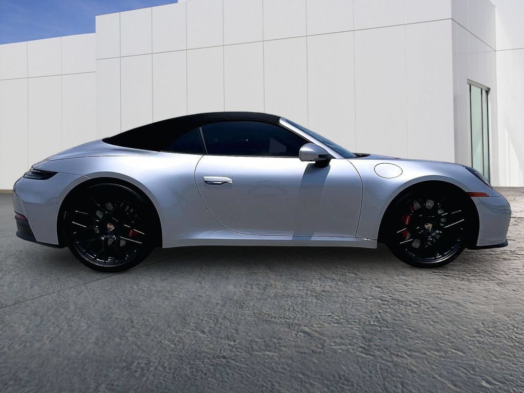 Certified 2026 Porsche 911 Carrera 4 GTS AWD/4WD image 8