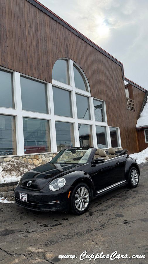 Used 2014 Volkswagen Beetle TDI image 26