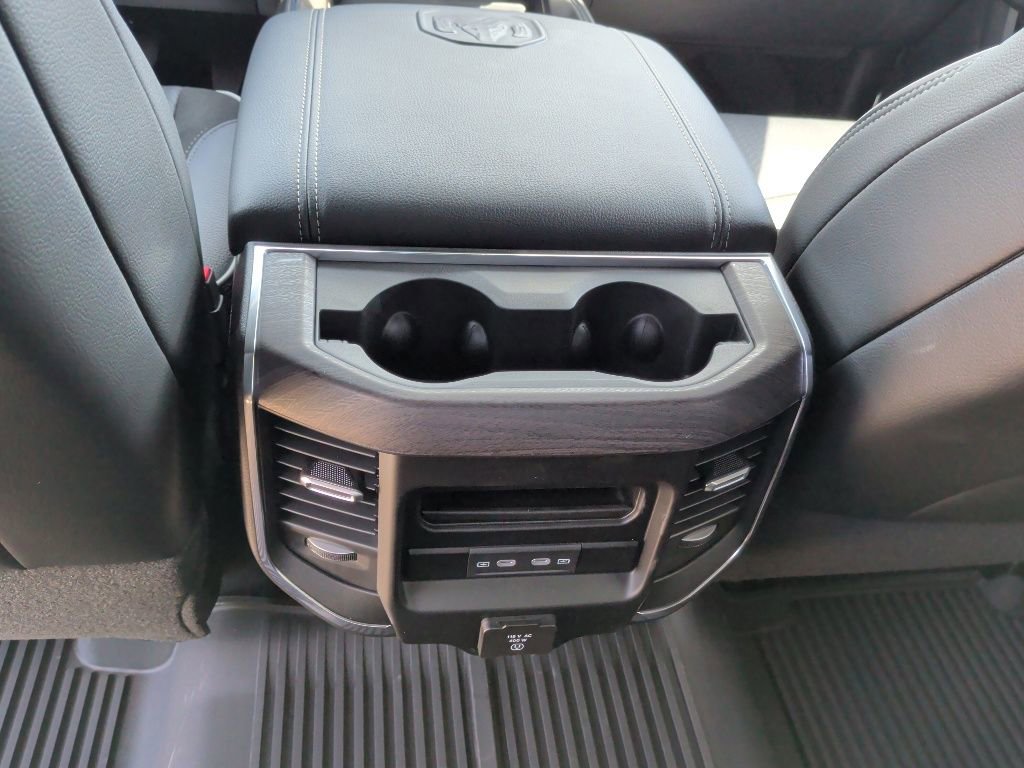 New 2026 RAM 3500 Laramie AWD/4WD image 44