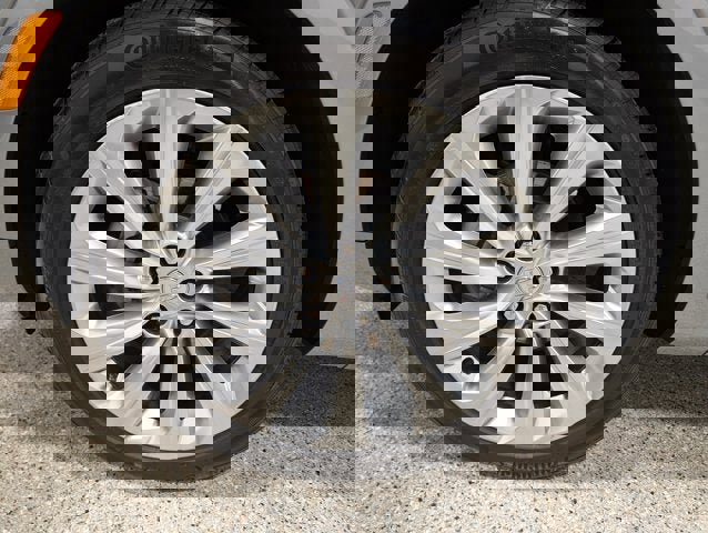 Used 2024 Buick Envista Avenir image 9