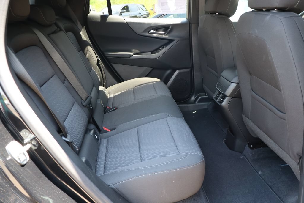 Used 2025 Chevrolet Equinox LT FWD image 37