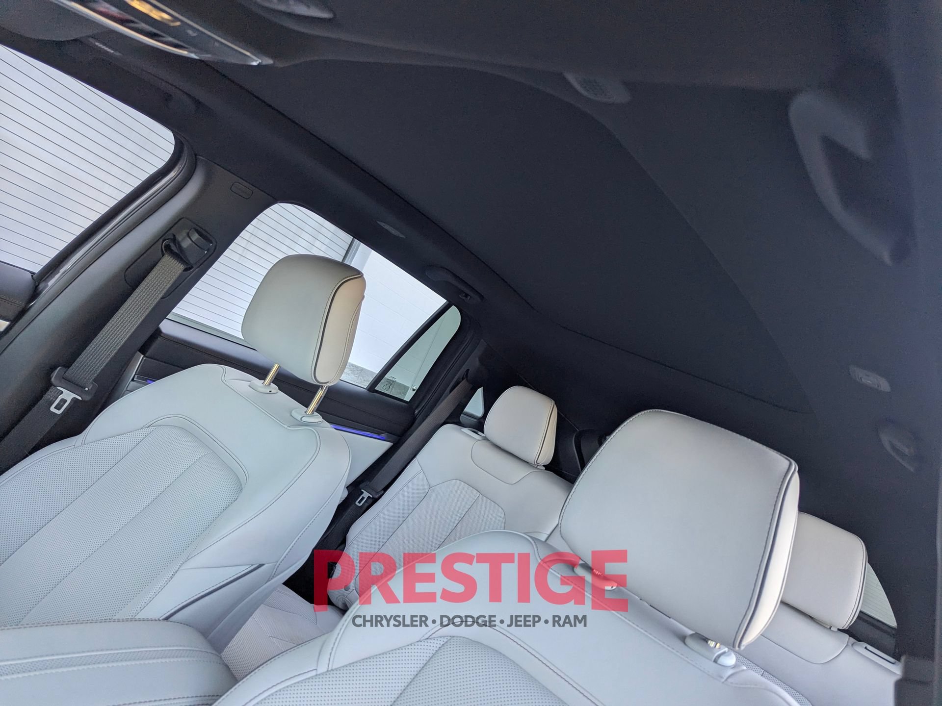 Used 2025 Jeep Wagoneer S Limited AWD/4WD image 26