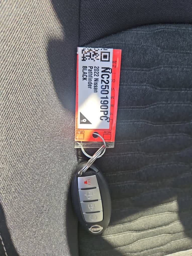 Used 2022 Nissan Pathfinder SV FWD image 21