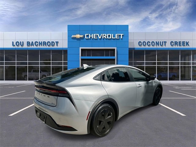 Used 2024 Toyota Prius LE image 8