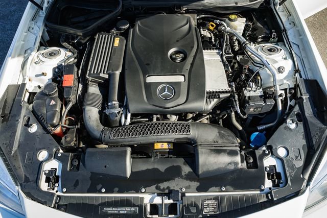 Used 2016 Mercedes-Benz SLK 300 image 18