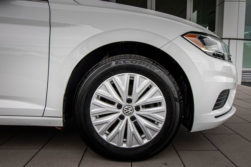 Used 2019 Volkswagen Jetta S FWD image 4