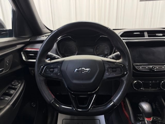 Used 2022 Chevrolet TrailBlazer RS w/ Sun and Liftgate Package AWD/4WD image 14