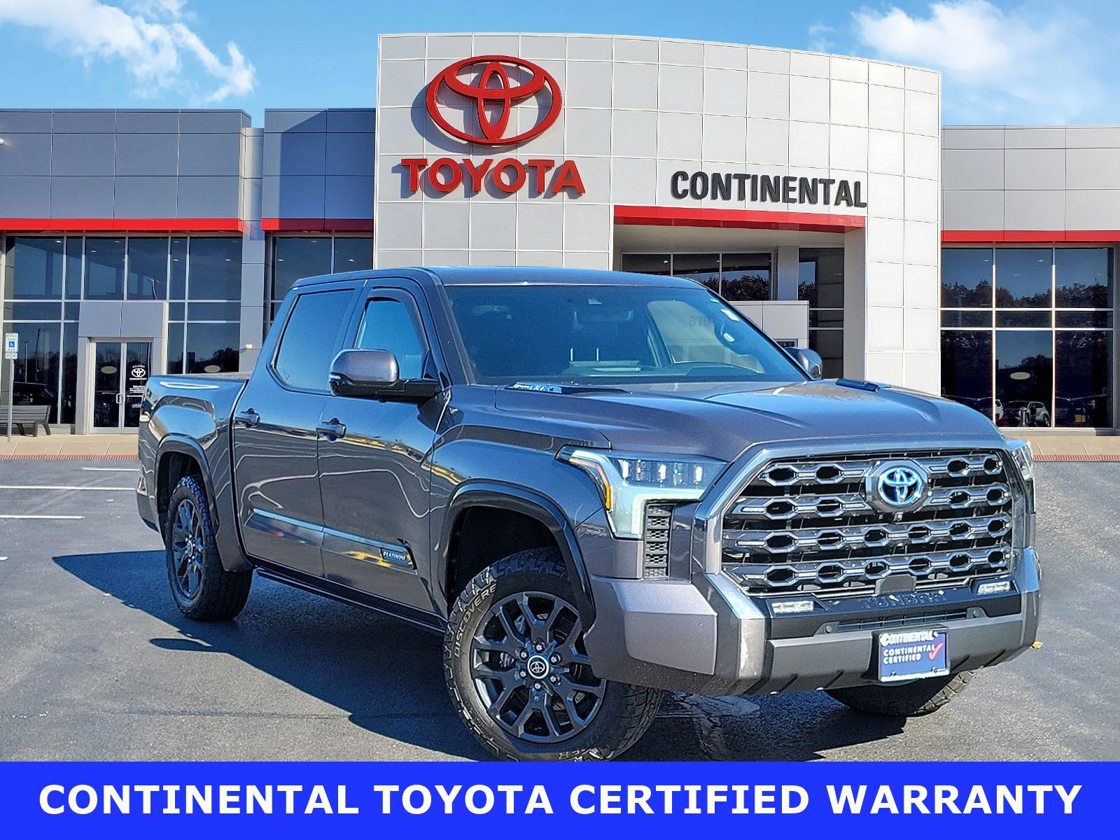 Used 2023 Toyota Tundra Platinum w/ Advanced Package image 1