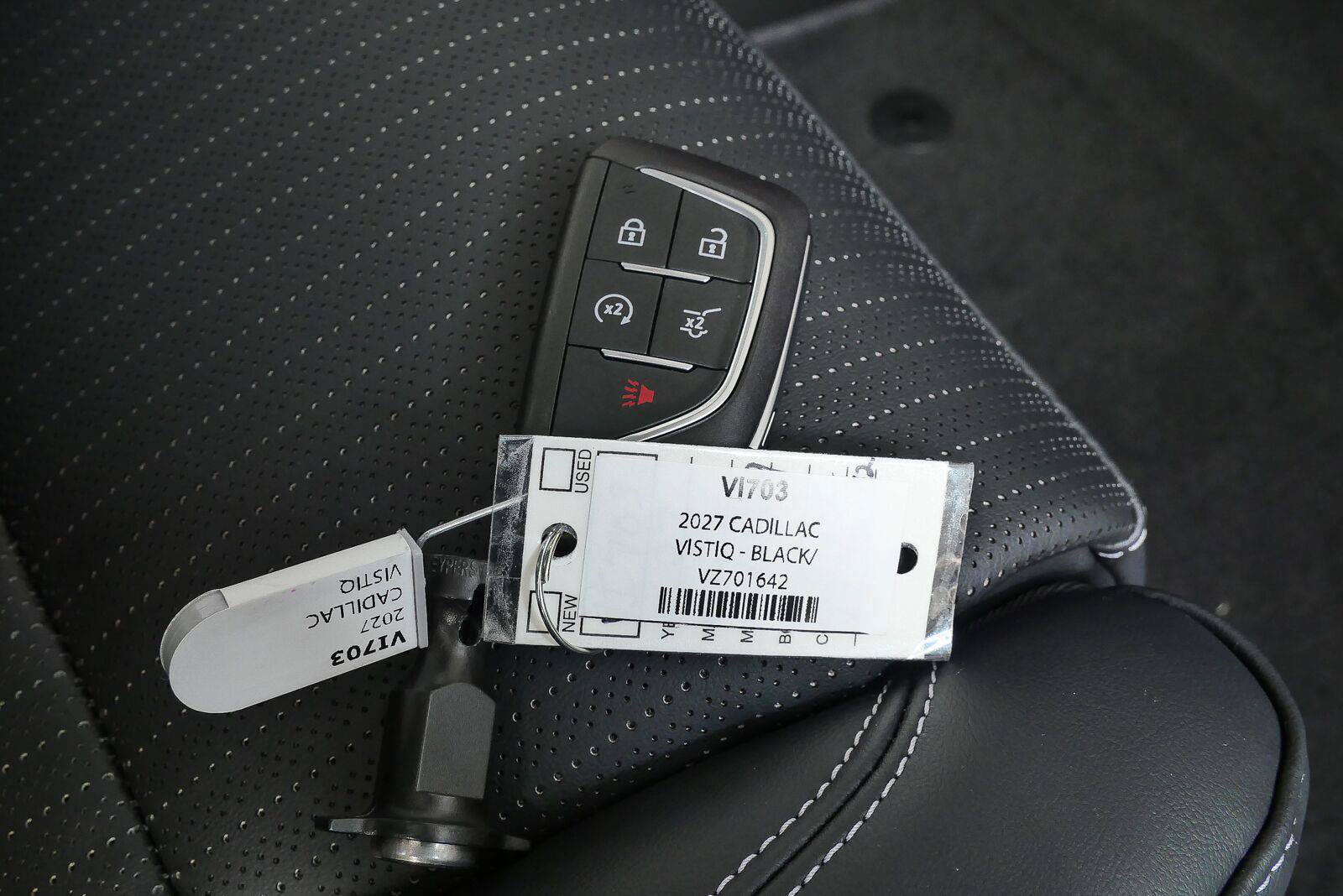 New 2027 Cadillac Vistiq Luxury AWD/4WD image 35