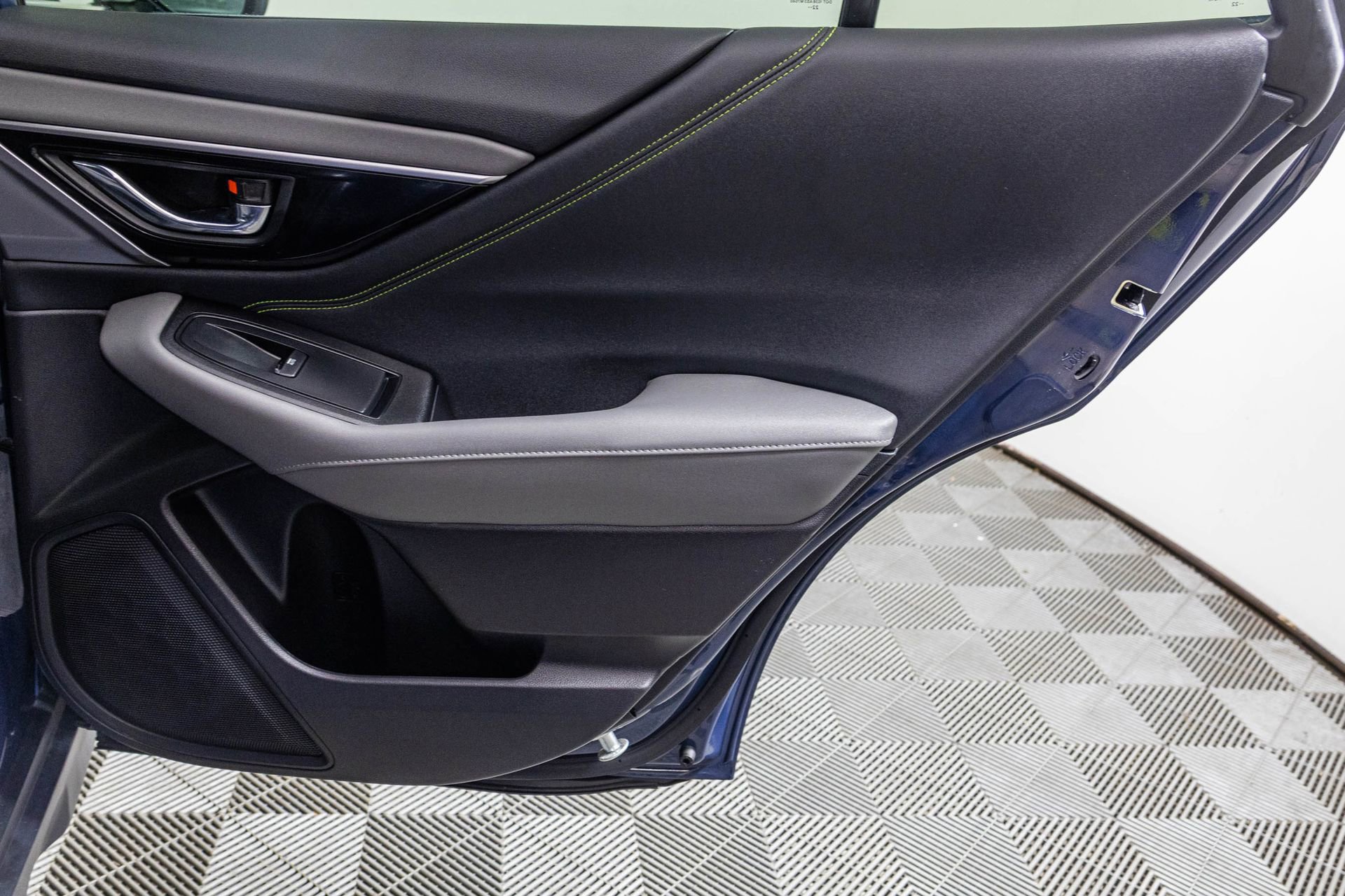 Used 2023 Subaru Outback Onyx Edition image 44