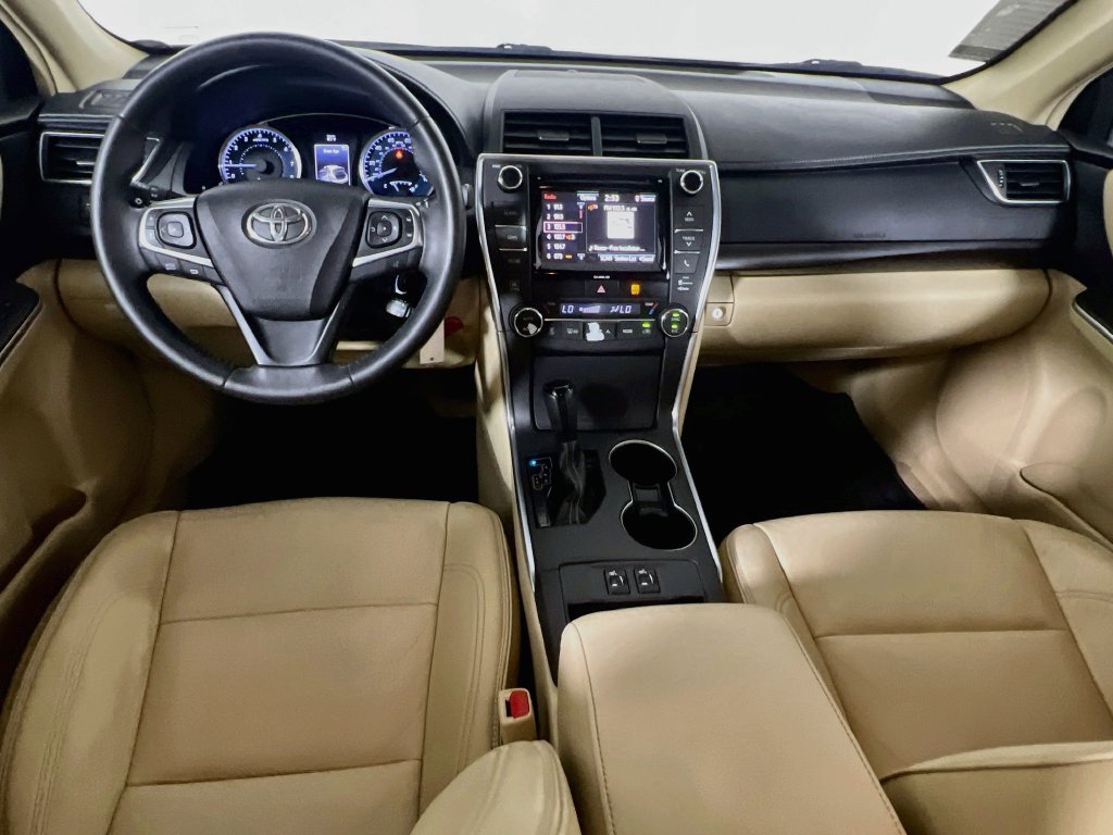 Used 2017 Toyota Camry XLE FWD image 25