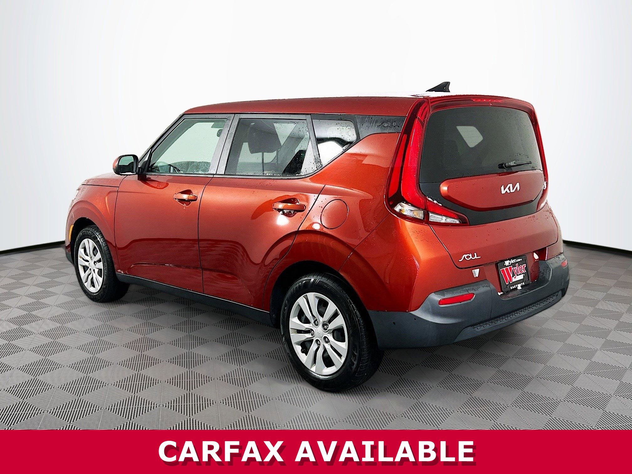 Used 2022 Kia Soul LX image 26