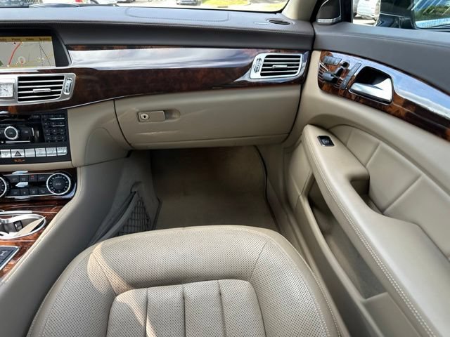 Used 2012 Mercedes-Benz CLS 550 image 17