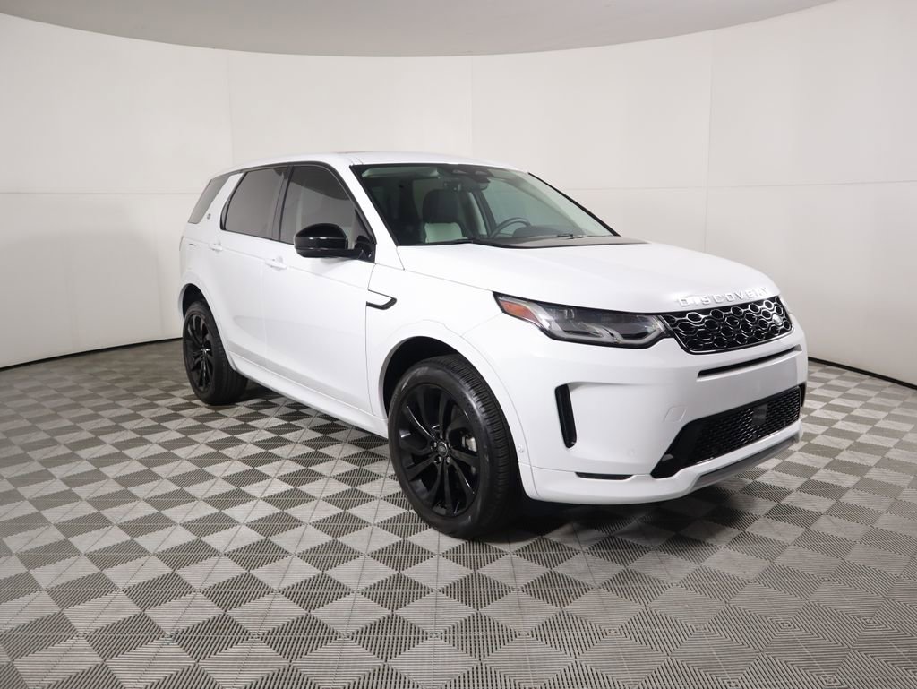 Used 2025 Land Rover Discovery Sport S image 3