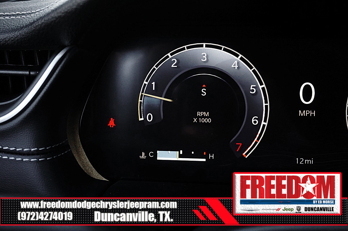 New 2025 Jeep Grand Cherokee L Limited w/ Black Appearance Package RWD image 30
