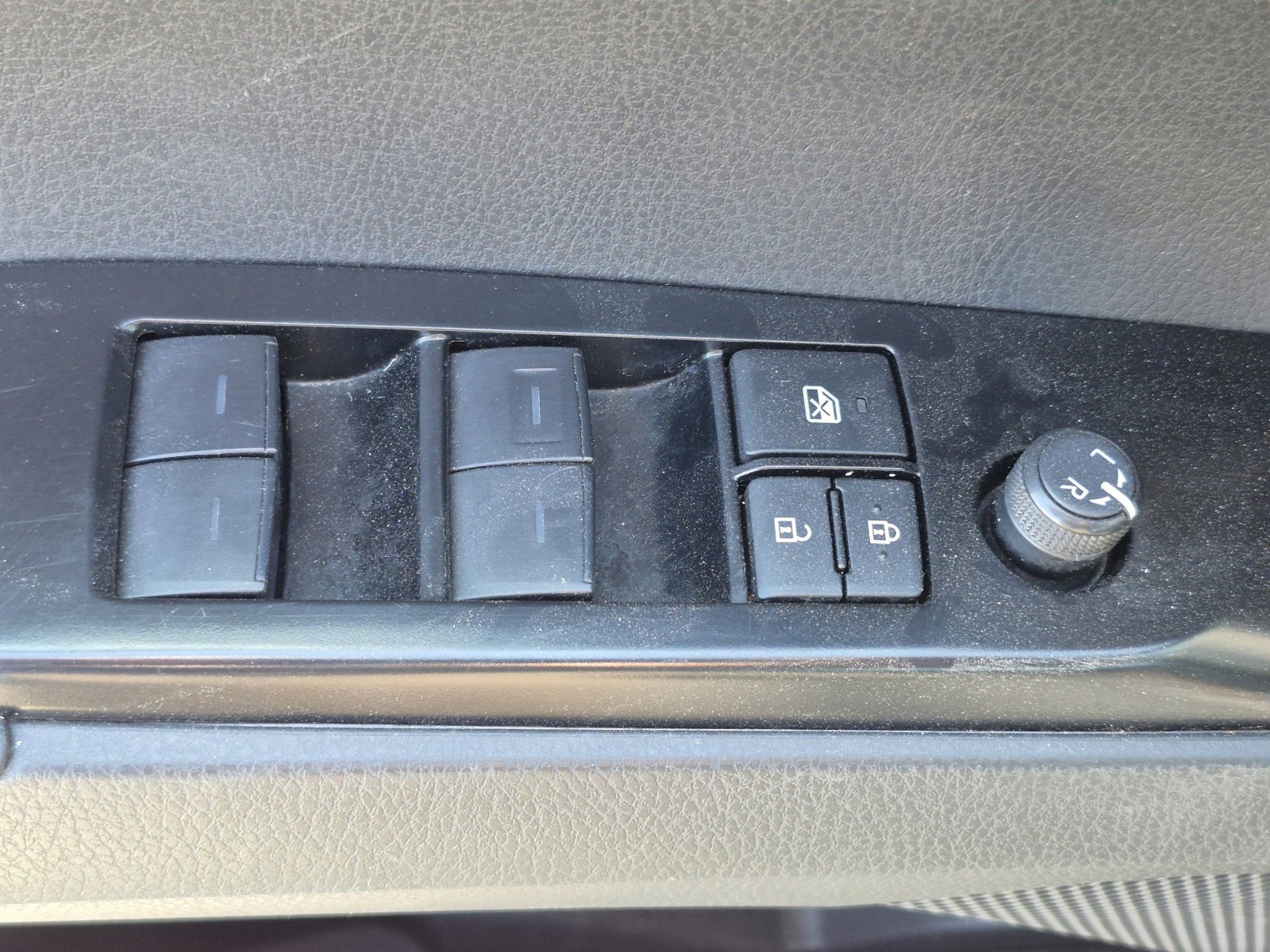 Certified 2025 Toyota Camry LE image 15