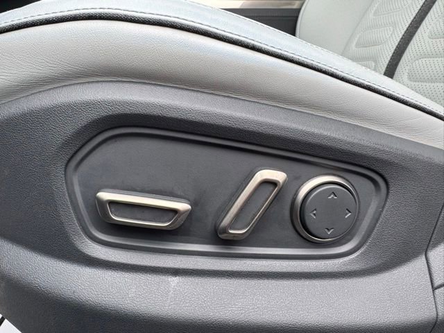 Used 2023 Rivian R1S Launch Edition image 17