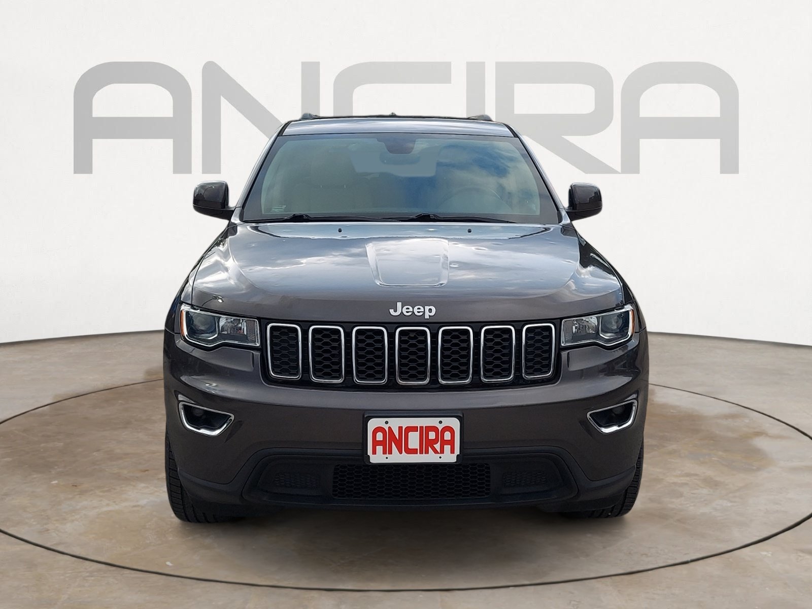 Used 2019 Jeep Grand Cherokee Laredo w/ 18" Wheel & 8.4" Radio Group RWD image 5