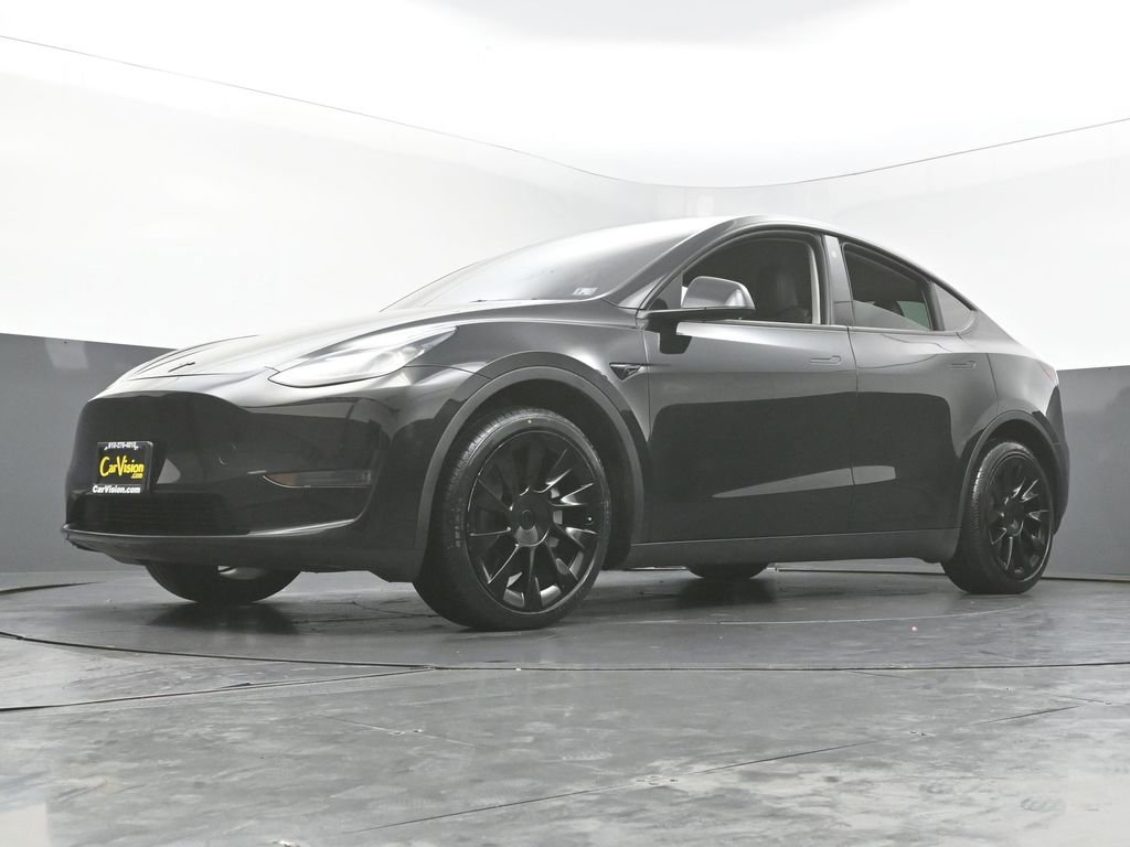 Used 2023 Tesla Model Y Long Range image 42