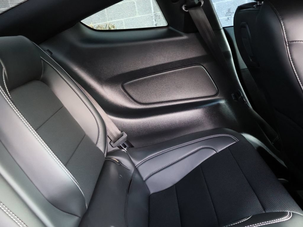 Used 2022 Ford Mustang Shelby GT500 w/ Technology Package RWD image 35