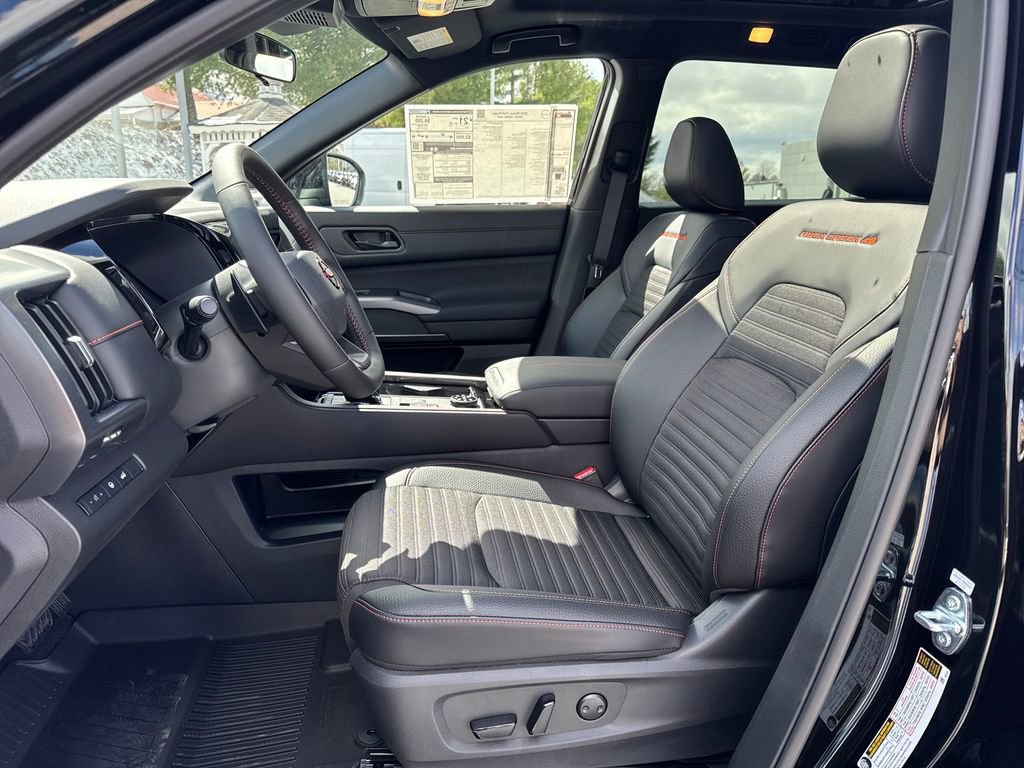 New 2026 Nissan Pathfinder Rock Creek w/ Rock Creek Premium Package image 10