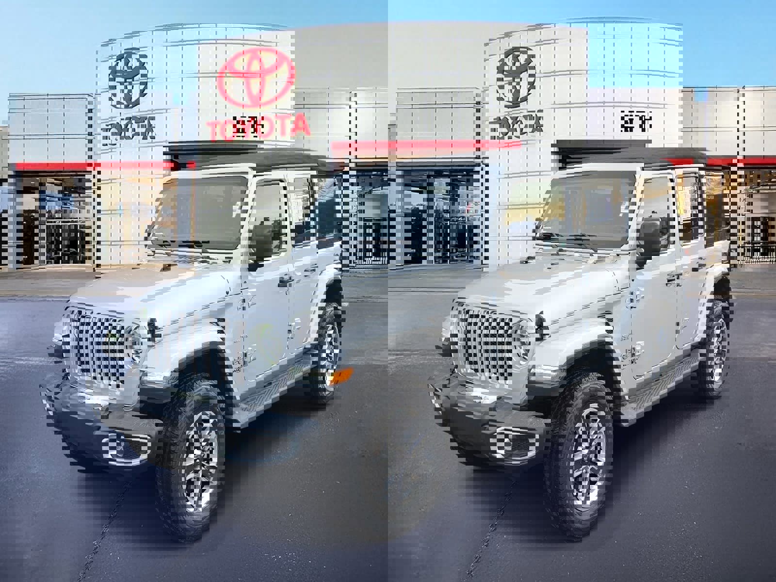 Used 2022 Jeep Wrangler Unlimited Sahara w/ LED Lighting Group