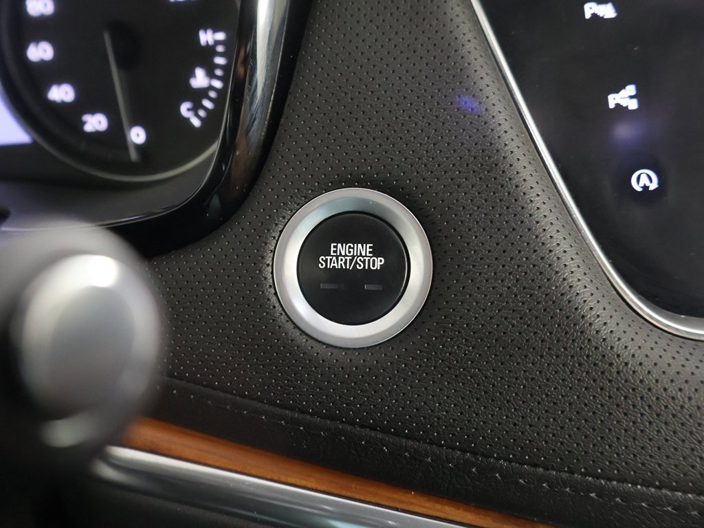 Used 2020 Cadillac XT5 Premium Luxury image 41