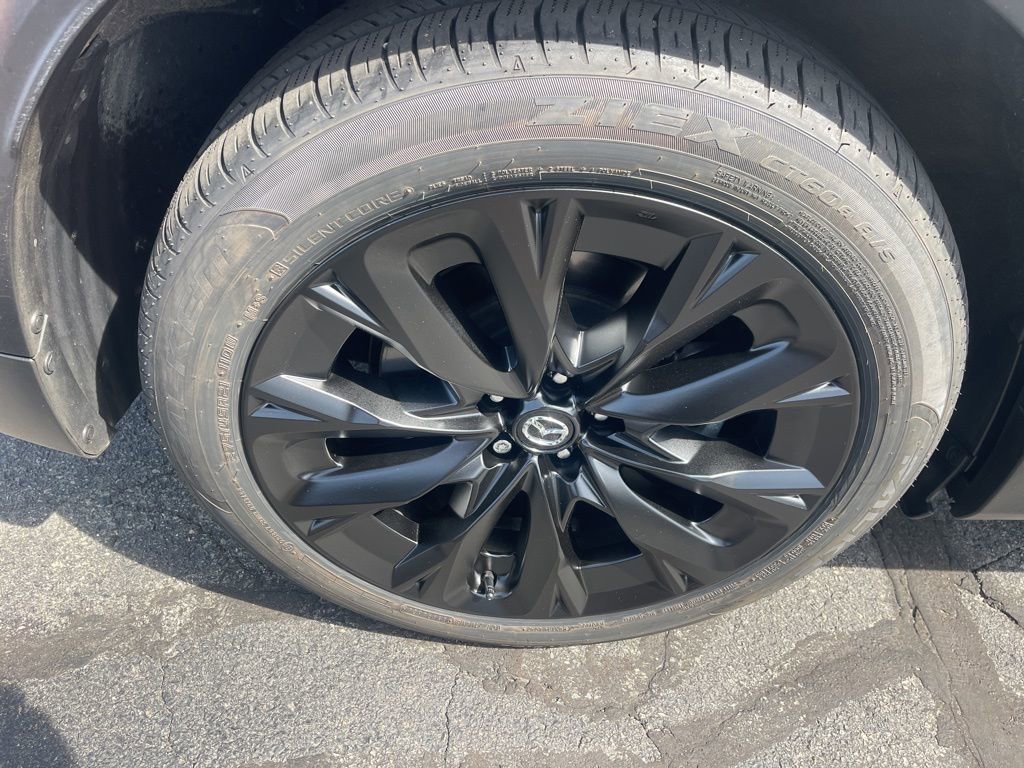 Used 2025 MAZDA CX-90 Plug-In Hybrid w/Premium Sport image 10