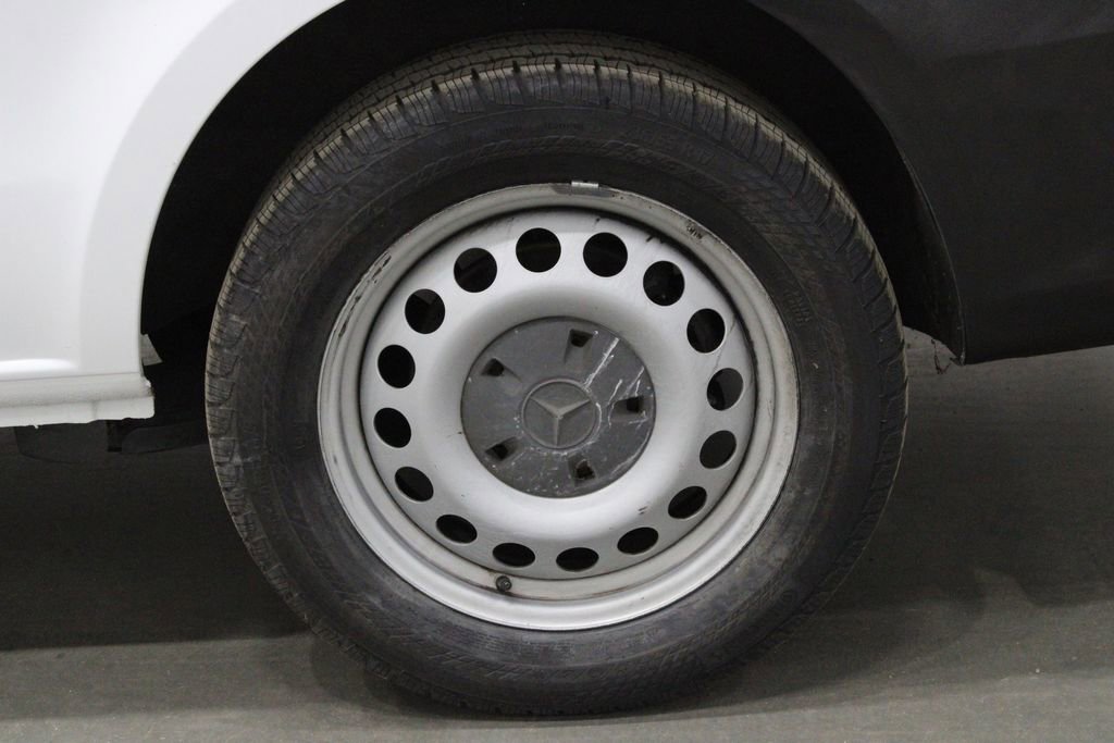 Used 2018 Mercedes-Benz Metris image 27