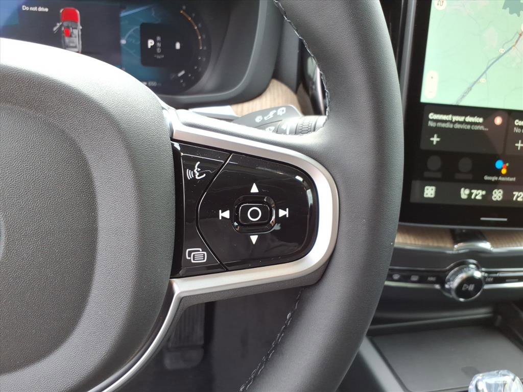 Certified 2026 Volvo XC60 B5 Plus w/ Climate Package AWD/4WD image 15