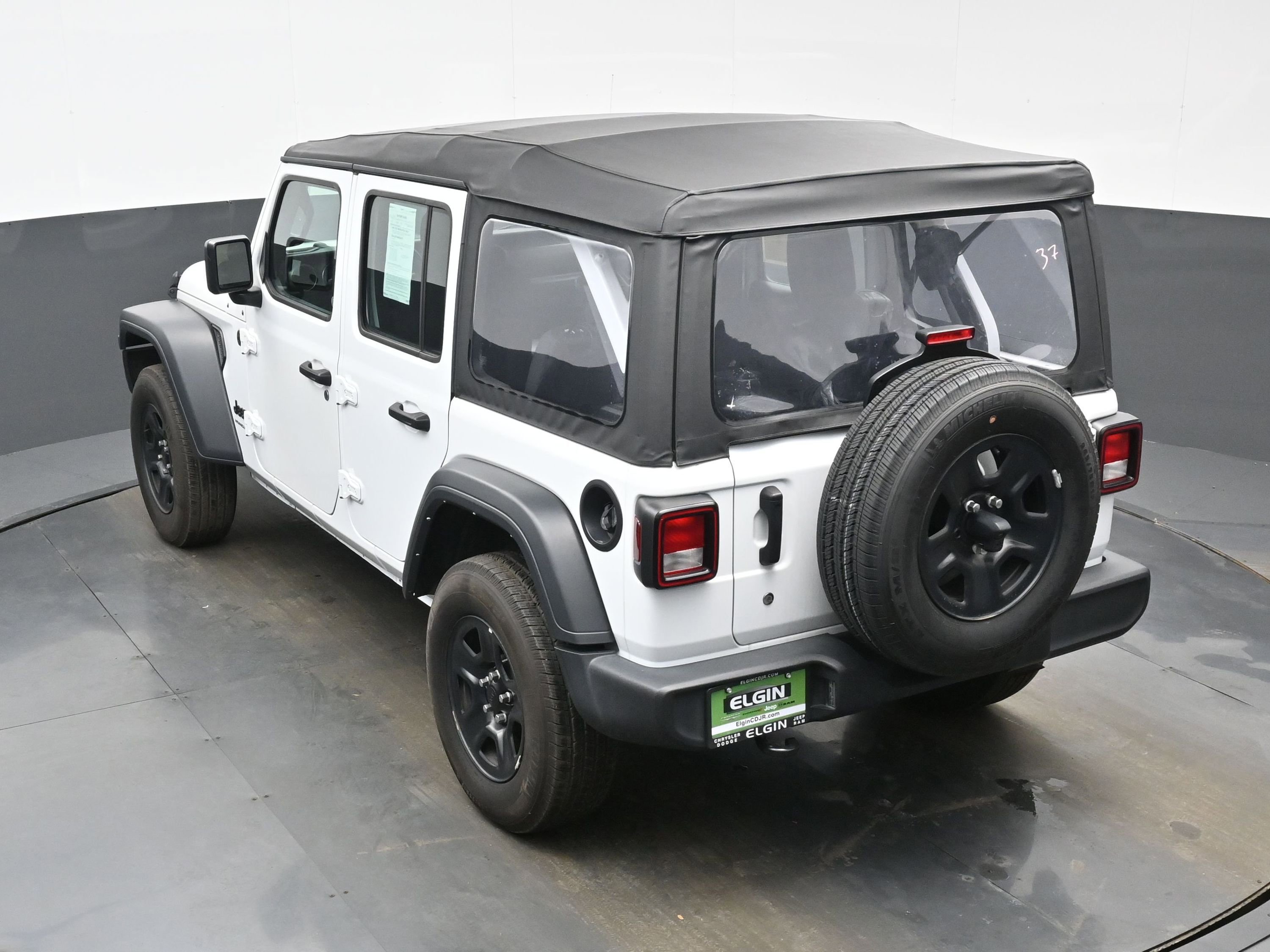 Used 2023 Jeep Wrangler Unlimited Sport image 34