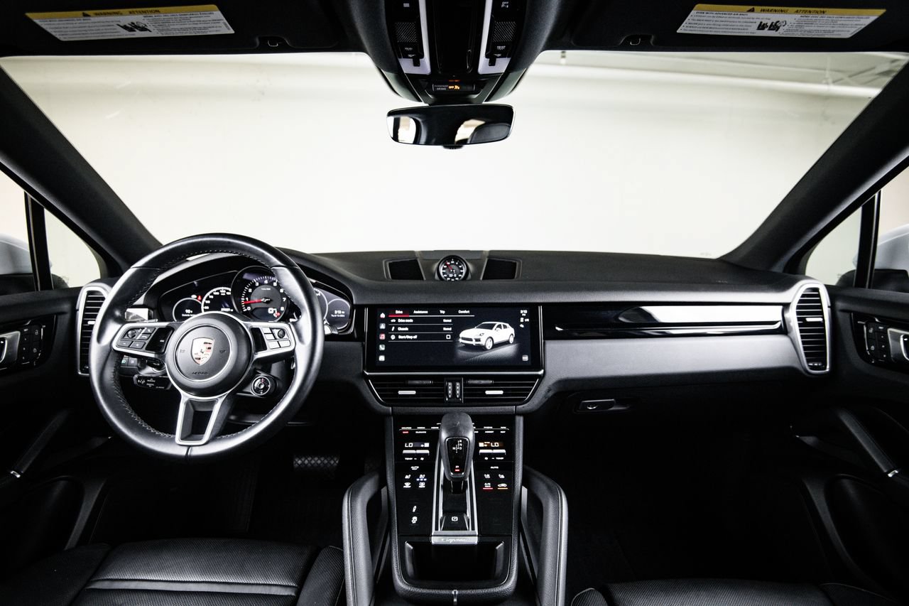 Certified 2023 Porsche Cayenne Coupe AWD/4WD image 25