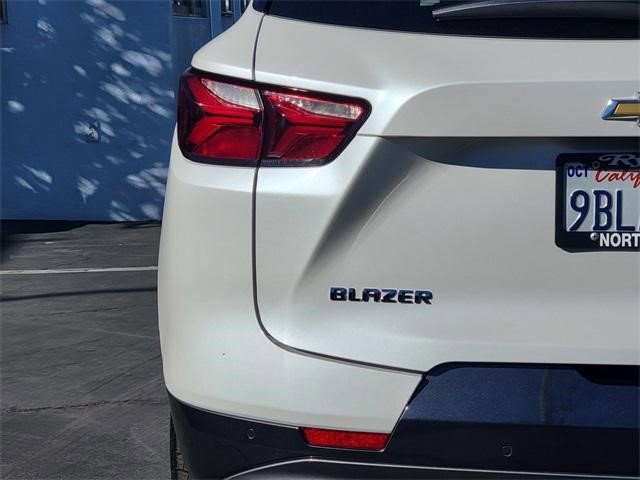 Certified 2022 Chevrolet Blazer Premier w/ LPO, Cargo Package image 5