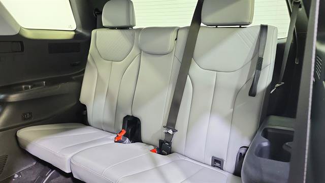 Used 2025 Hyundai Palisade SEL AWD/4WD image 23