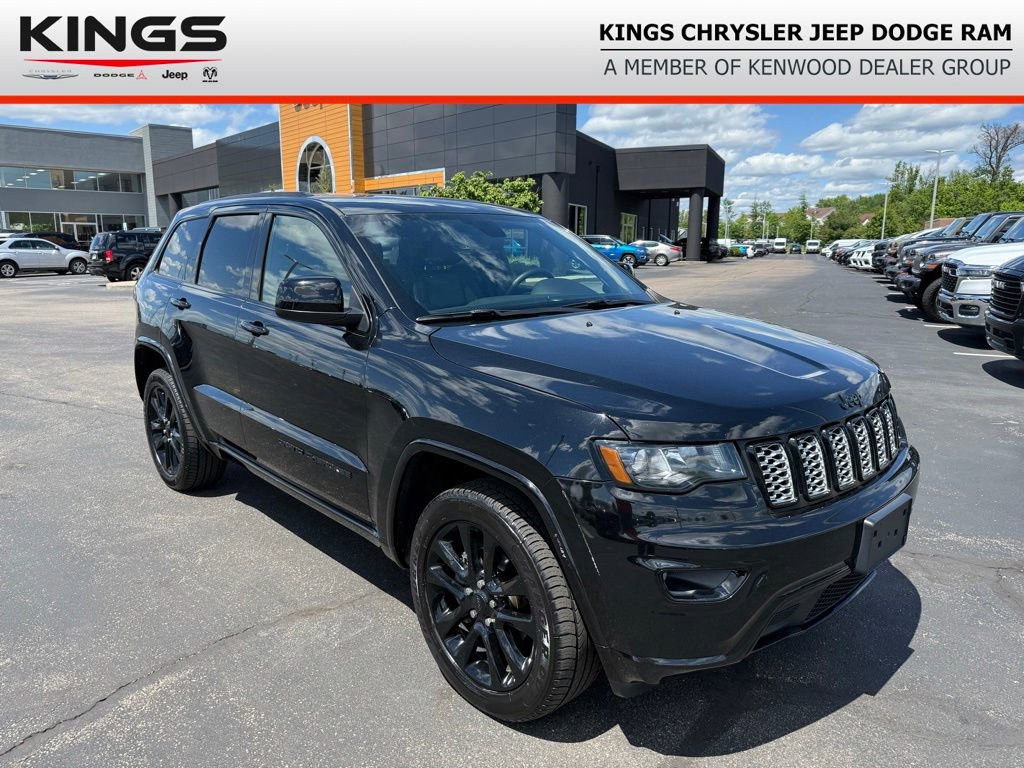 Used 2018 Jeep Grand Cherokee Altitude AWD/4WD image 1