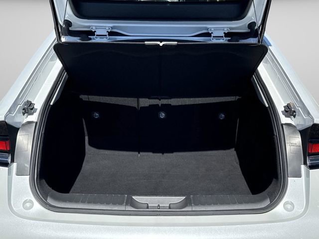 Used 2024 Toyota Prius LE image 45