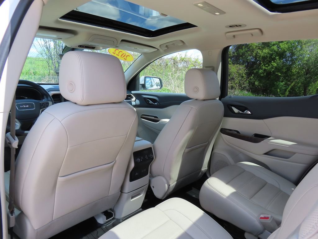 Used 2022 GMC Acadia Denali w/ GMC Pro Grade Package AWD/4WD image 27